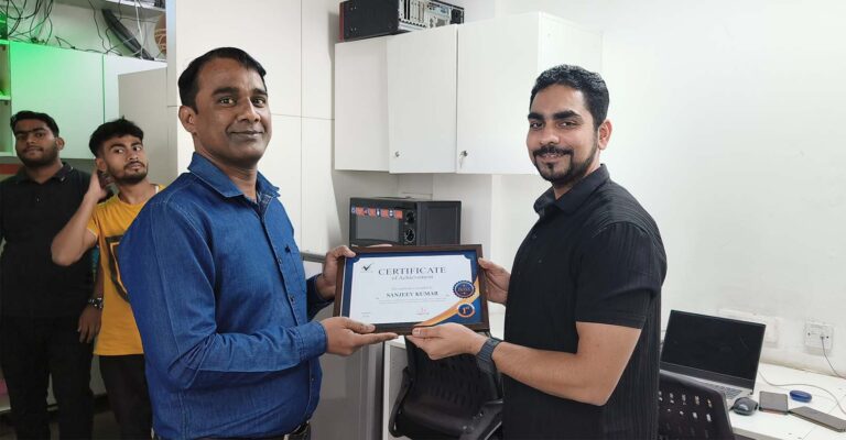 Award-1.jpg