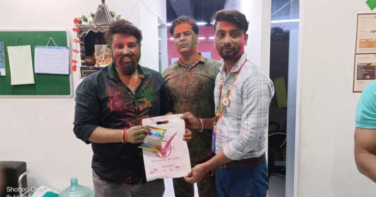 Holi_1.jpg